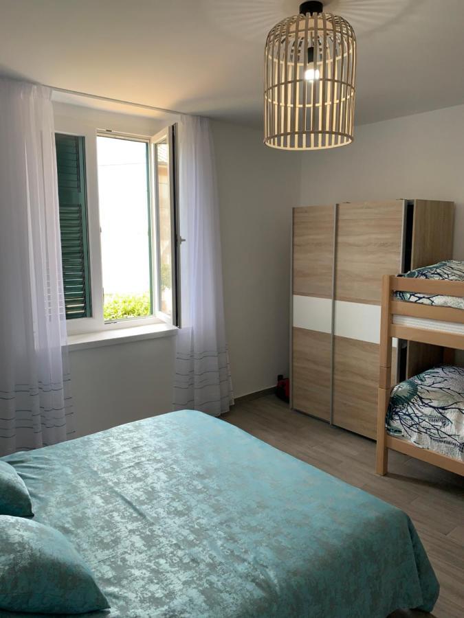 Apartman Viskovic Koromacno Koromačno Exterior foto